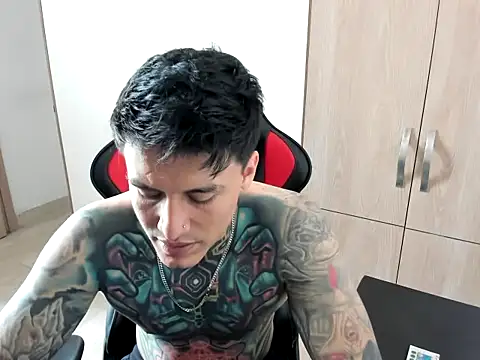 Chrissblack online show from 7, 1, 2026