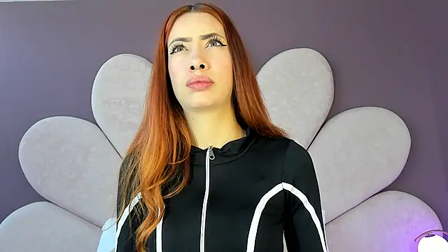LolaGray   online show from 13, 3, 2026