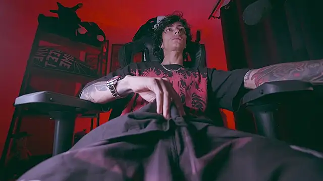 Olliver   y online show from 14, 4, 2026