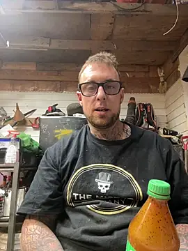 WIDBIGWHITECOCK online show from 6, 2, 2026