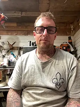 WIDBIGWHITECOCK online show from 19, 1, 2026