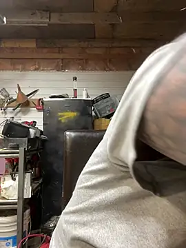 WIDBIGWHITECOCK online show from 2, 2, 2026