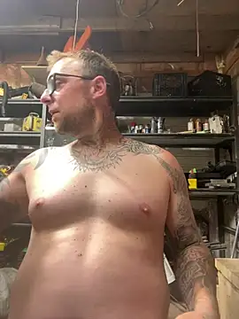 Snapshot of WIDBIGWHITECOCK chatting on 7, 6, 2026 WIDBIGWHITECOCK online show from 7, 6, 2026