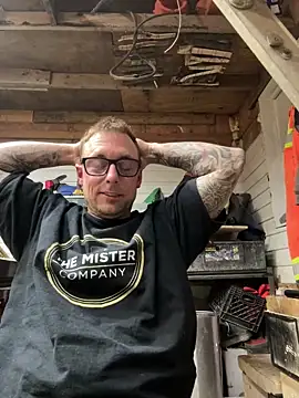 WIDBIGWHITECOCK online show from 16, 2, 2026