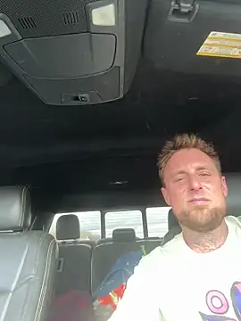 Snapshot of WIDBIGWHITECOCK chatting on 19, 4, 2026 WIDBIGWHITECOCK online show from 19, 4, 2026