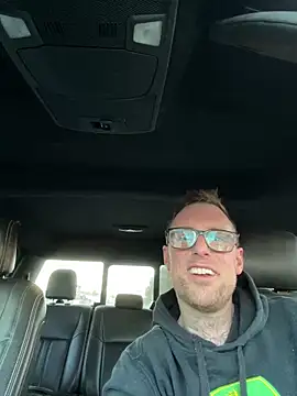 WIDBIGWHITECOCK online show from 19, 2, 2026