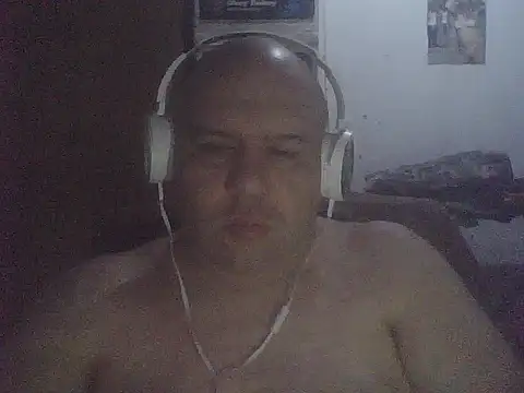 franco bearboy05 online show from 16, 1, 2026