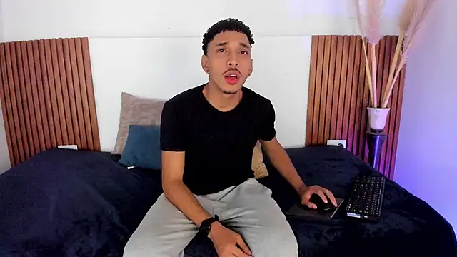 Julian Dark  online show from 10, 2, 2026