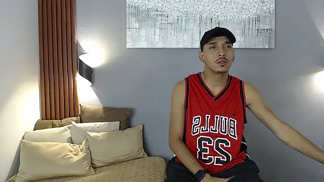 Julian Dark  online show from 14, 2, 2026