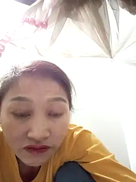 yumyum112 online show from 11, 1, 2026