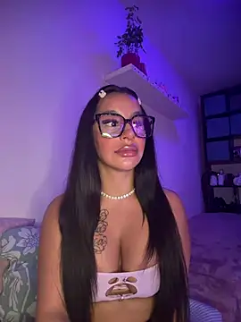 Snapshot of sweetxlayla chatting on 30, 6, 2026 sweetxlayla online show from 30, 6, 2026