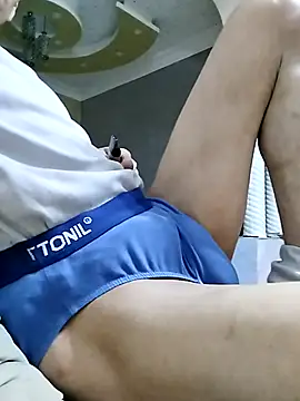 Snapshot of MonetaryContest chatting on 4, 2, 2026 MonetaryContest online show from 4, 2, 2026