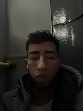 Snapshot of liam_bronw chatting on 14, 1, 2026 liam bronw online show from 14, 1, 2026