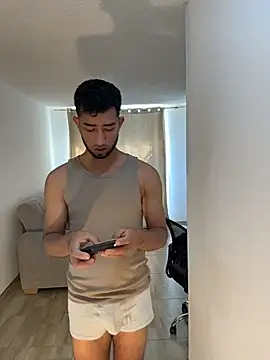 Snapshot of liam_bronw chatting on 11, 1, 2026 liam bronw online show from 11, 1, 2026