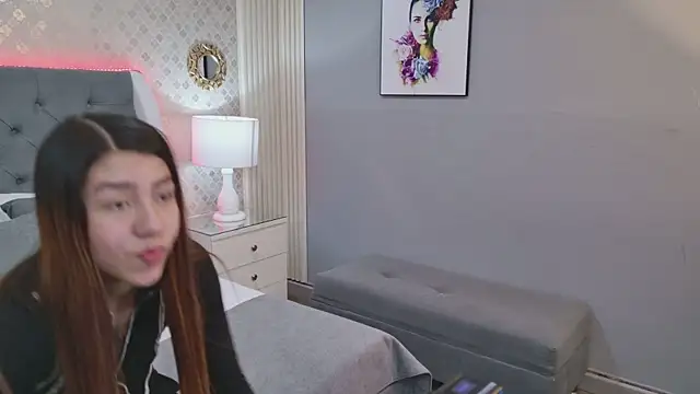 VioletFroost online show from 7, 2, 2026