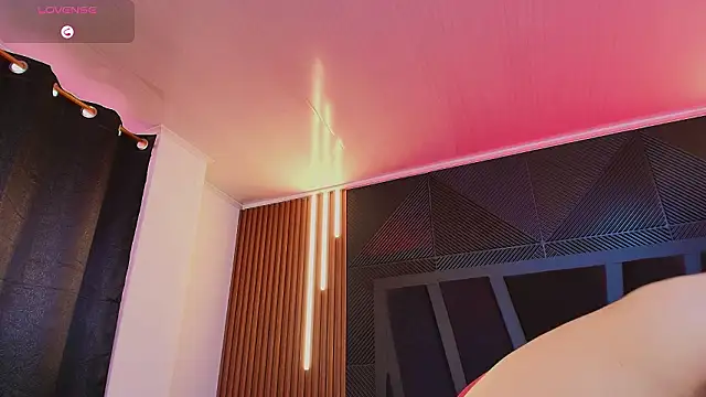 lorenzo walker 1 online show from 17, 3, 2026