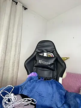 Stormi th online show from 12, 3, 2026