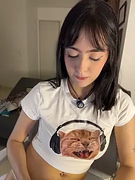 HinaSweet online show from 24, 4, 2026