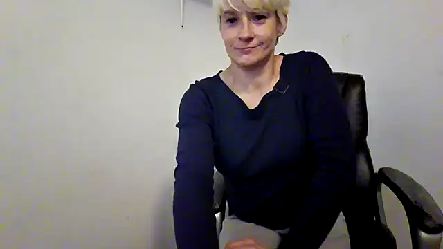 CrystalGeyserSmyth online show from 15, 4, 2026