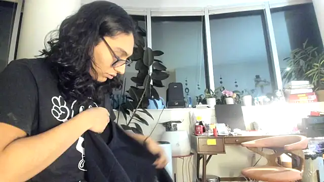 Longhairdaddy online show from 9, 1, 2026