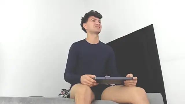 camilo model online show from 18, 2, 2026