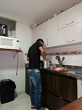 camilo model online show from 25, 5, 2026