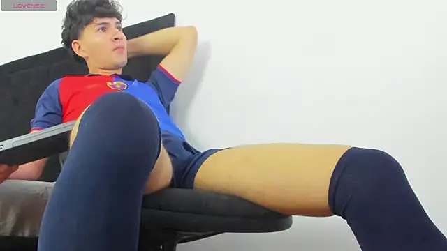 camilo model online show from 15, 3, 2026