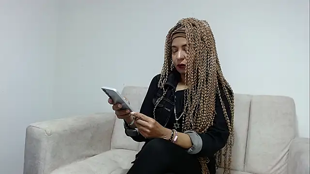 ZafiroBrown online show from 6, 1, 2026