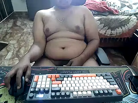 Snapshot of maxi23932 chatting on 27, 4, 2026 maxi23932 online show from 27, 4, 2026