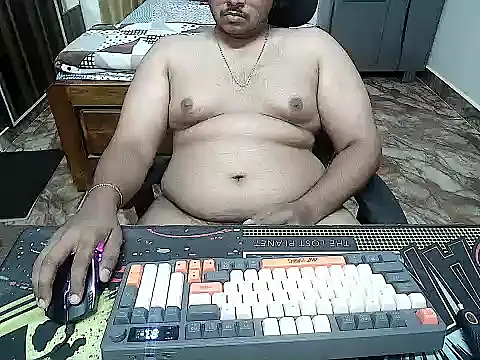Snapshot of maxi23932 chatting on 28, 5, 2026 maxi23932 online show from 28, 5, 2026