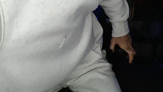 EspanolVato online show from 8, 3, 2026