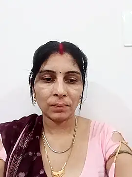 Snapshot of Hot_ree85 chatting on 20, 4, 2026 Hot ree85 online show from 20, 4, 2026
