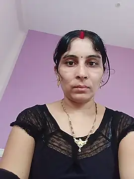 Snapshot of Hot_ree85 chatting on 23, 7, 2026 Hot ree85 online show from 23, 7, 2026