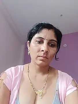 Snapshot of Hot_ree85 chatting on 30, 7, 2026 Hot ree85 online show from 30, 7, 2026