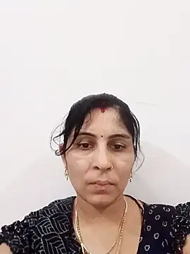 Snapshot of Hot_ree85 chatting on 26, 4, 2026 Hot ree85 online show from 26, 4, 2026