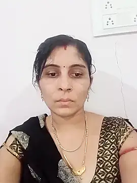 Snapshot of Hot_ree85 chatting on 22, 4, 2026 Hot ree85 online show from 22, 4, 2026