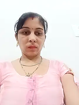 Hot ree85 online show from 22, 3, 2026