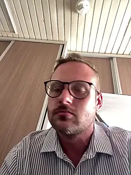 Snapshot of catarinenseputo chatting on 27, 2, 2026 catarinenseputo online show from 27, 2, 2026