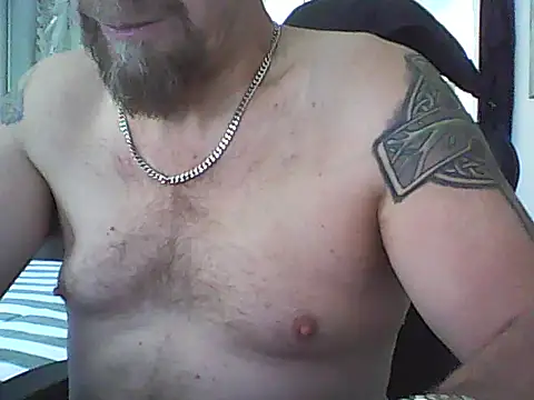 Snapshot of loudandproud chatting on 4, 2, 2026 loudandproud online show from 4, 2, 2026