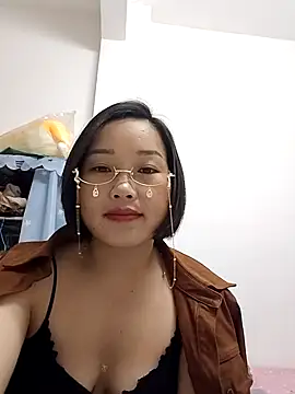   BingBing   online show from 28, 2, 2026