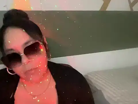 Thickfreakylatina online show from 31, 3, 2026