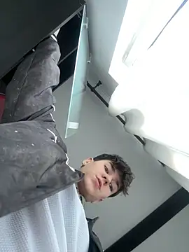 ravenryx online show from 6, 3, 2026