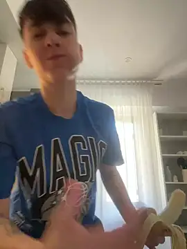 ravenryx online show from 18, 4, 2026