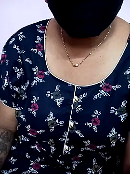 Snapshot of Ammu14399 chatting on 8, 6, 2026 Ammu14399 online show from 8, 6, 2026