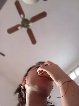 darkgodessone online show from 3, 4, 2026