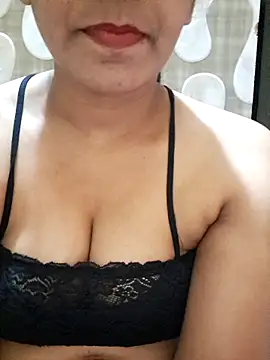 MILFybar online show from 6, 4, 2026