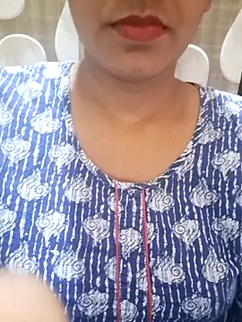 MILFybar online show from 9, 4, 2026