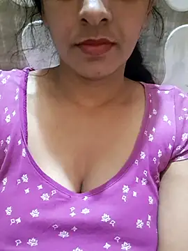 MILFybar online show from 2, 4, 2026