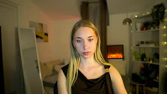 MilaBunny2000 online show from 15, 1, 2026