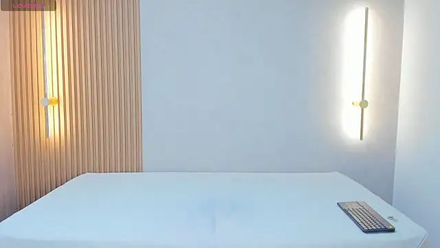 ciara brownn online show from 25, 3, 2026